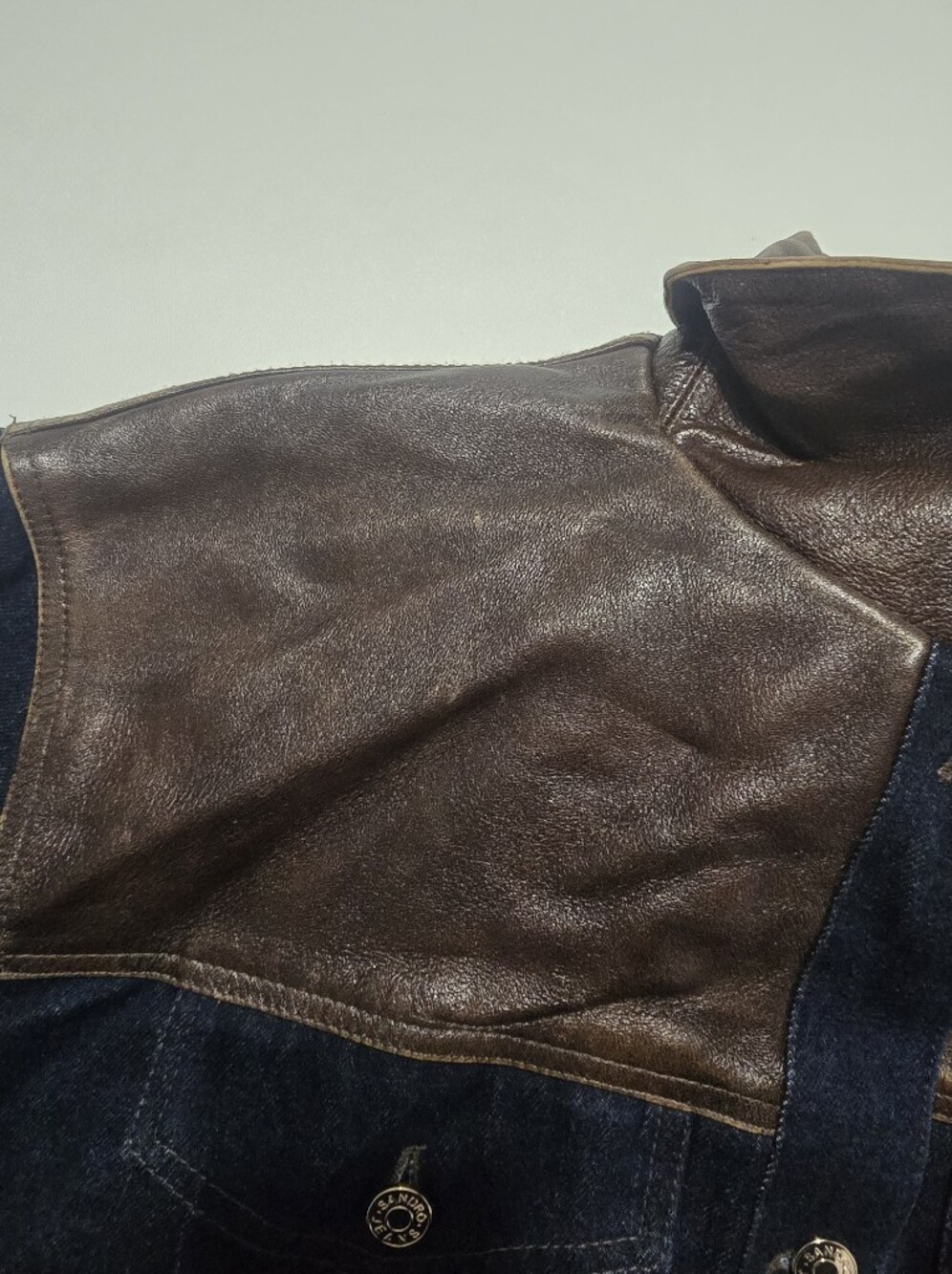 Sandro Raphael Denim Jacket With Leather Detail Long Sleeve Front Button Size L - Picture 9 of 16
